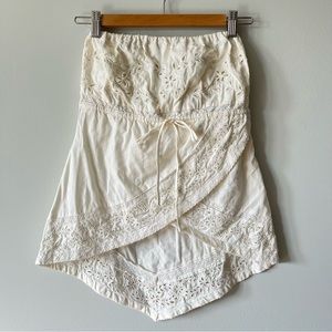 Sleeveless eyelet top